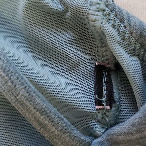 VICTORIA'S SECRET Blue Racerback Sports Bra Activewear Gym Style Fitness Fashion - Picture 3 of 6